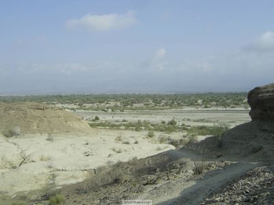 Landscape of Balochistan
Balochistan e Nadarag
ندارگ
روچے سر، یک بست بزاں ڈگارے نام انت - اے کوہ ہم روچے سرے نامے سرا نام کپتگ - وھدے کہ تو ادا ہوشتے گڈا ترا ناصرآباد او للین ء مچکدگ وش گندگ بنت بلے مرچی باندا اے تچکیں راہ ڈیم ء آپا بُکّینتگ -
