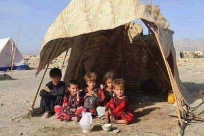 Baloch Kids
Balochani Chok
بلوچانی چُک اے وڑا ازاب انت 
