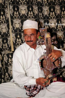 Balochi Classic singer Waja Bashsham
بلوچی کوھنین گوشندہ  ھُدامُرزیین بشام 
Hodamorzian Bashsham  
